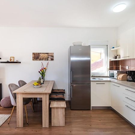 Apartment Karla Zadar Buitenkant foto