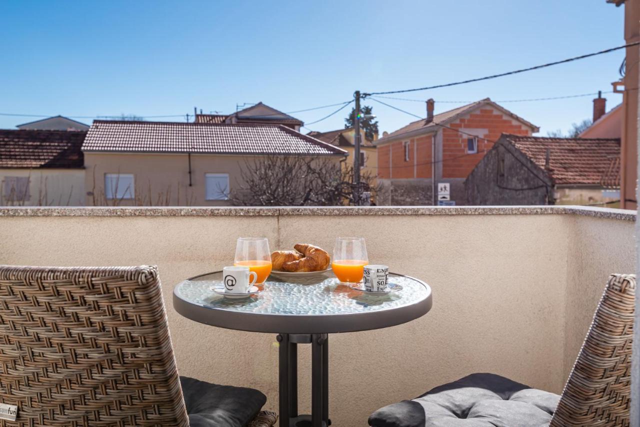 Apartment Karla Zadar Buitenkant foto