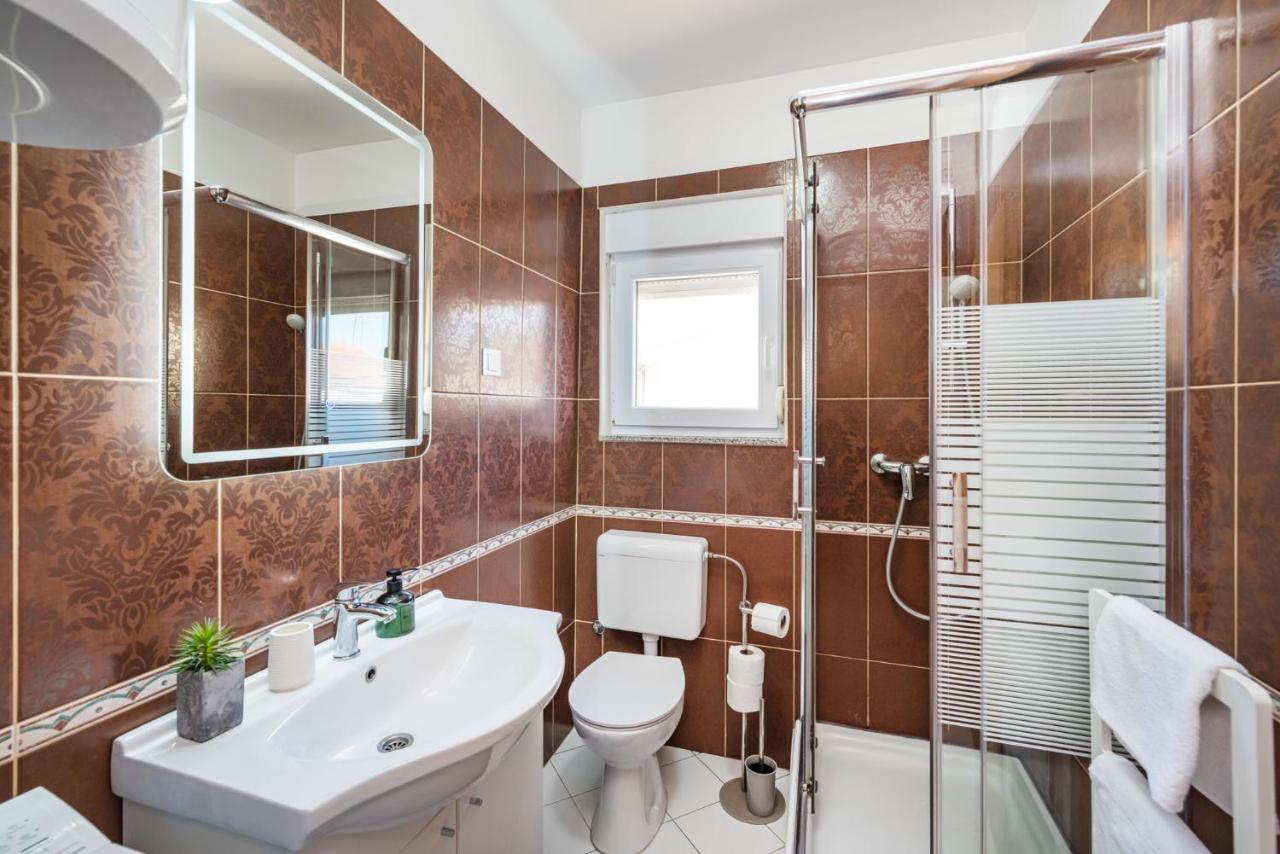 Apartment Karla Zadar Buitenkant foto